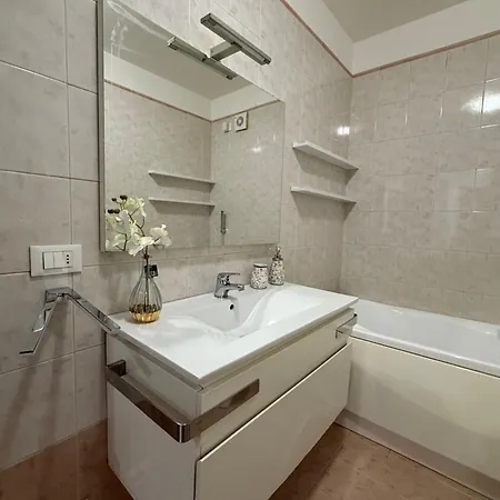 Apartament Civico 60 *